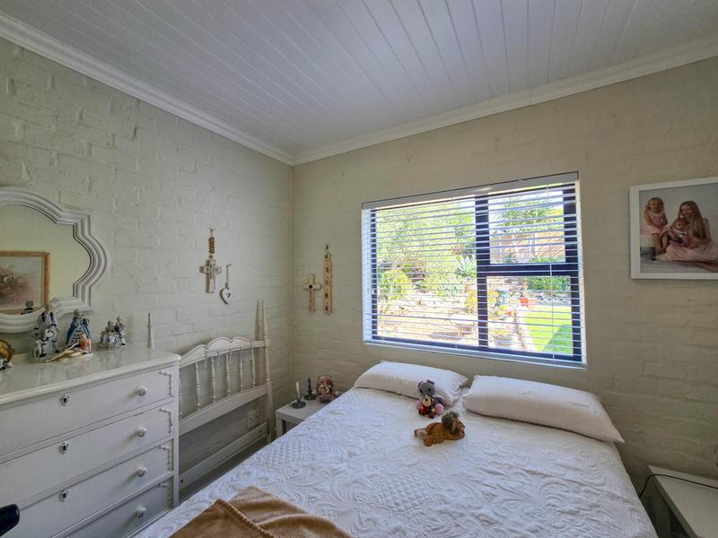 3 Bedroom Property for Sale in Stilbaai Wes Western Cape